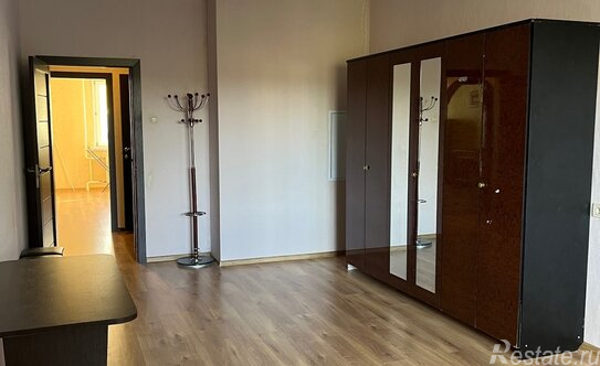 Продажа 2-комн квартиры на вторичном рынке Солнечногорск, Трёхсвятская улица,  д. 18