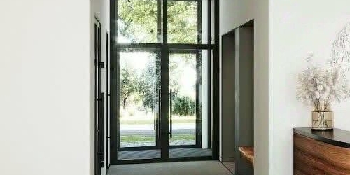 3-комн квартира улица Стахановцев, 1