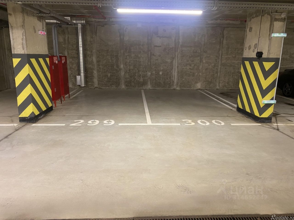 Аренда гаража ул Вадима Шефнера,  д. 4