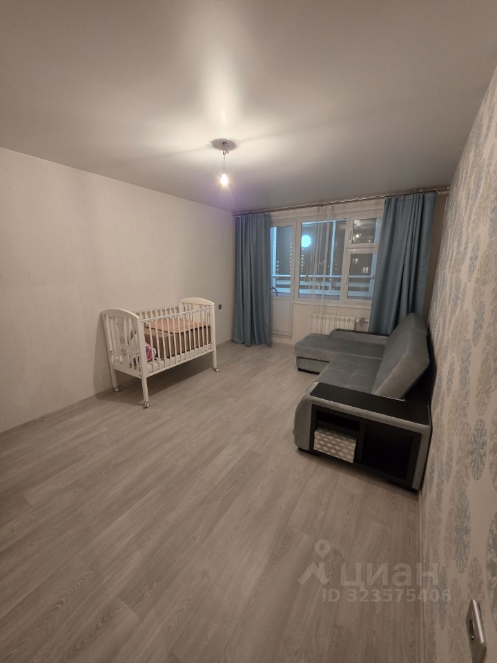 Аренда 3-комн квартиры на вторичном рынке Дрожжино пгт, шоссе Новое, 9