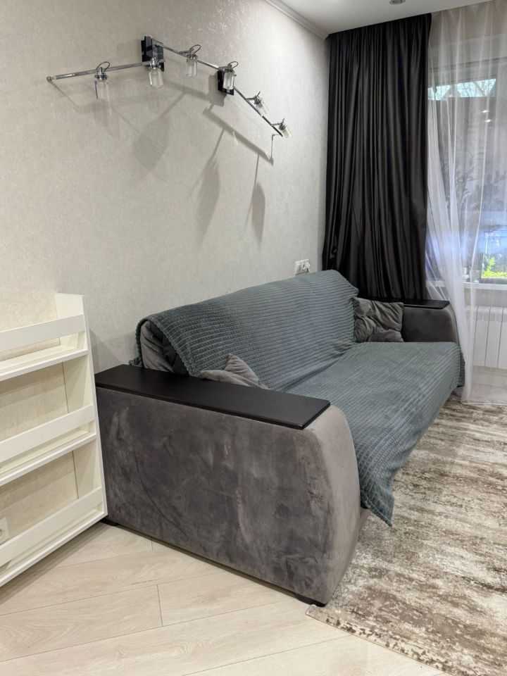 Продажа 2-комн квартиры на вторичном рынке Булатниковский проезд, 6к1