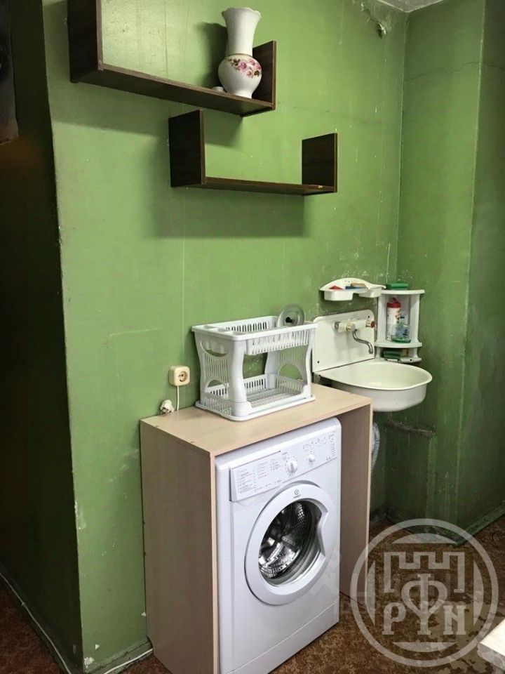 Продажа комнаты Искровский проспект, 28