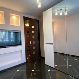 Продажа 3-комн квартиры на вторичном рынке Новочеркасский б-р,  д. 26