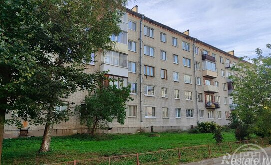 Продажа 1-комн квартиры на вторичном рынке Парголово п, 1 Мая ул,  д. 79