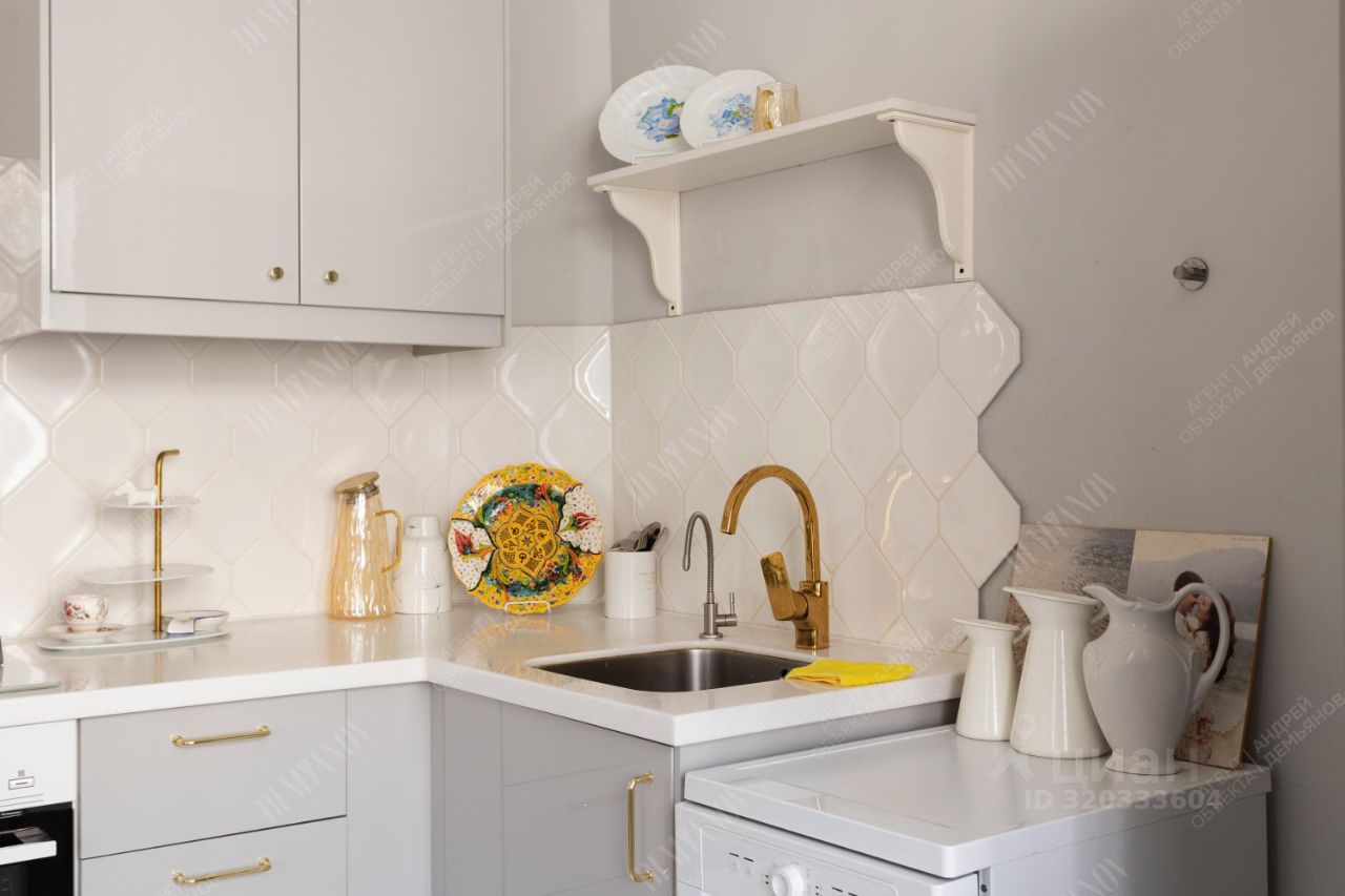 Продажа 2-комн квартиры на вторичном рынке Верейская улица, 47