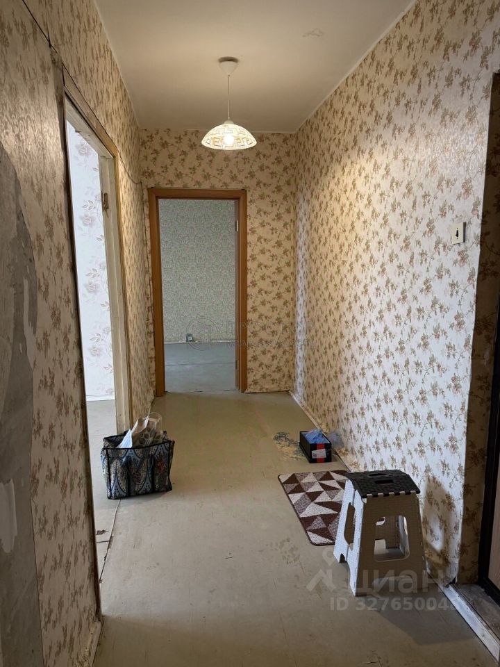 Продажа 2-комн квартиры на вторичном рынке улица Главная, 27