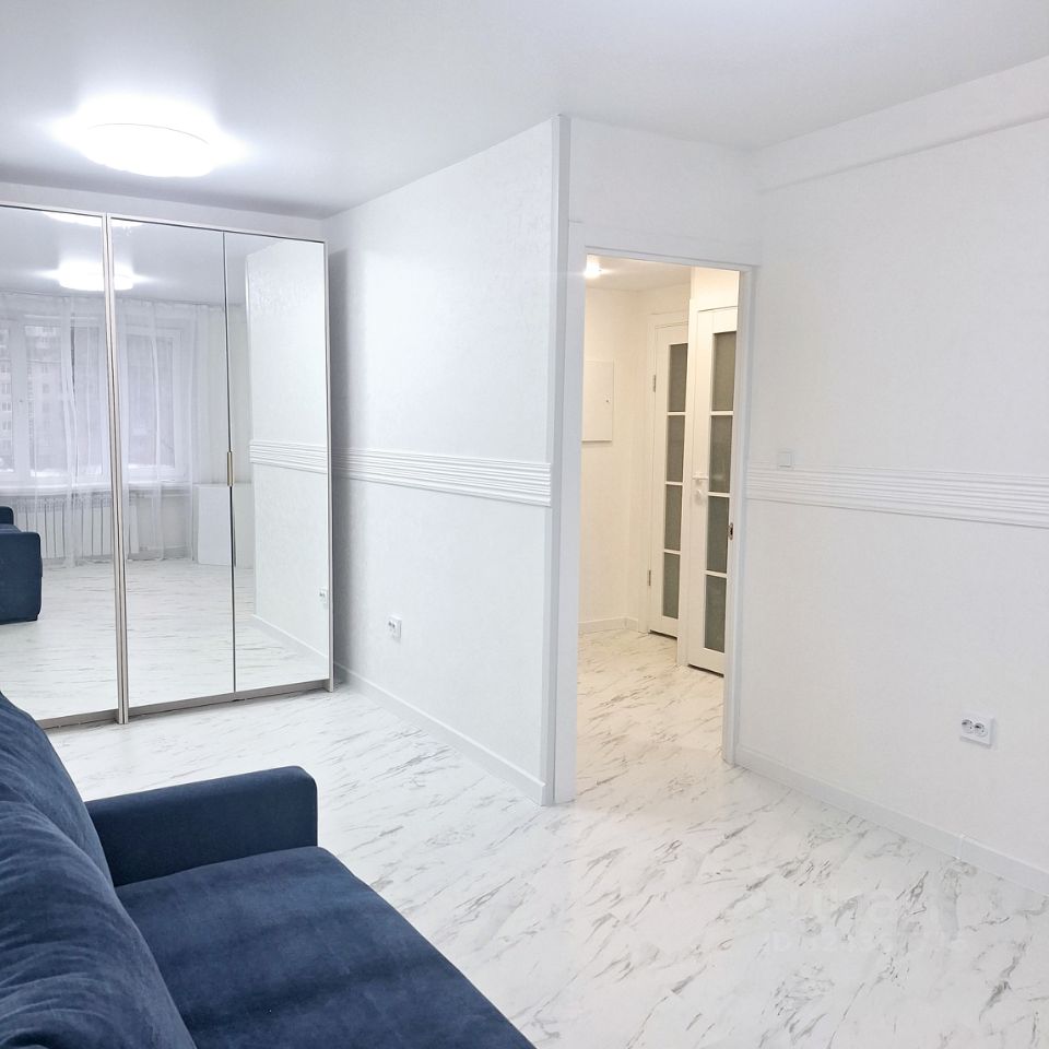 Продажа 1-комн квартиры на вторичном рынке проспект Маршала Блюхера, 59