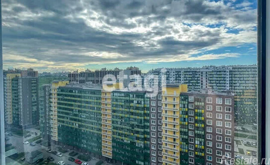 Продажа 2-комн квартиры на вторичном рынке Мурино г, Воронцовский б-р,  д. 20,  к. 2