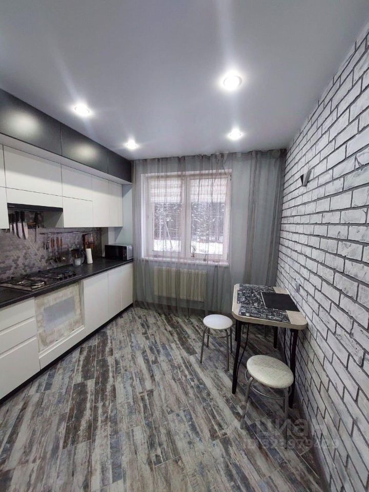 Аренда 1-комн квартиры на вторичном рынке улица Генерала Донскова, 23