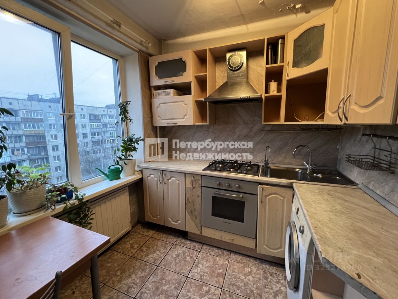 Продажа 3-комн квартиры на вторичном рынке улица Коллонтай, 45К2