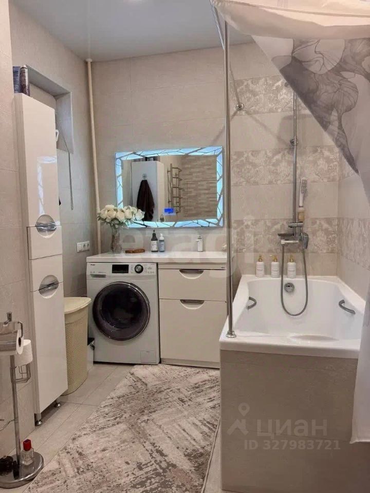Продажа 3-комн квартиры на вторичном рынке Новоивановское пгт, шоссе Можайское, 50