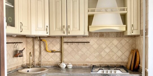 3-комн квартира Петергоф г, Эрлеровский б-р,  д. 24