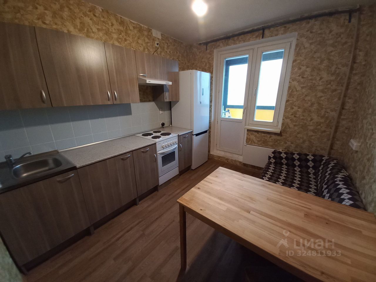 Продажа 1-комн квартиры на вторичном рынке Базовская улица, 15к8