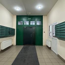 Продажа 2-комн квартиры на вторичном рынке ул Ягодная,  д. 8,  к. 5