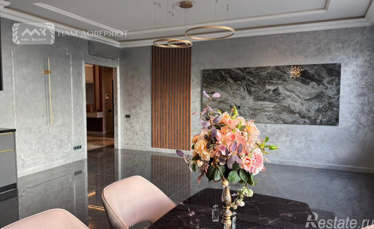 Продажа 4-комн квартиры на вторичном рынке Ушаковская набережная,  д. 3 к2