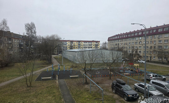 Продажа 2-комн квартиры на вторичном рынке Серпухов, ул Советская,  д. 89а