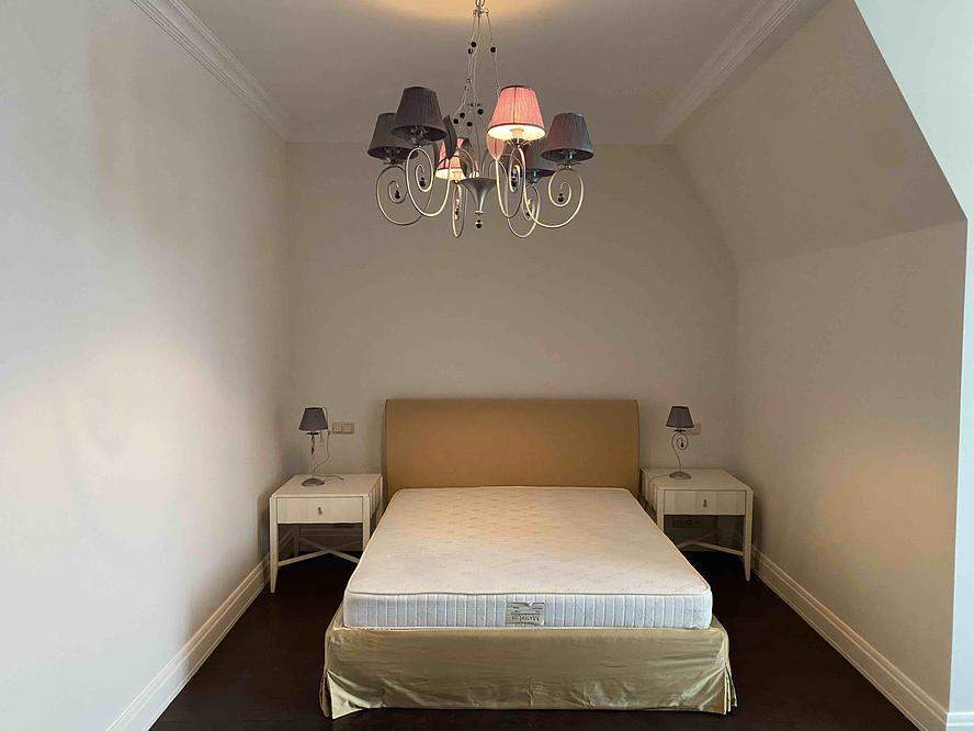 Продажа 3-комн квартиры на вторичном рынке деревня Захарово, Заречная улица,  д. 45