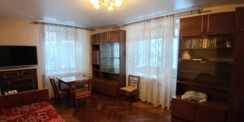 2-комн квартира Школьная улица,  д. 4