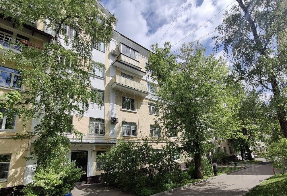 Продажа 2-комн квартиры на вторичном рынке Малая Остроумовская улица, 1Б