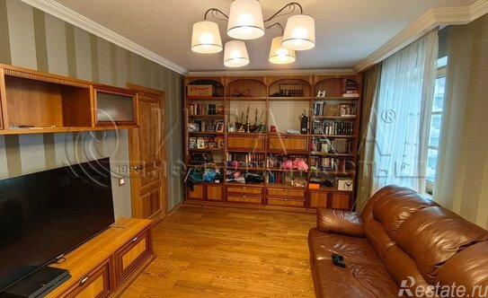 Продажа 3-комн квартиры на вторичном рынке Вербная улица,  д. 20/2