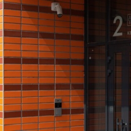 Продажа 3-комн квартиры на вторичном рынке улица Александры Монаховой,  д. 88 к2