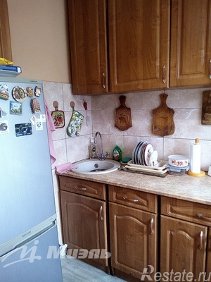 Продажа 2-комн квартиры на вторичном рынке Паперника ул,  д. 17