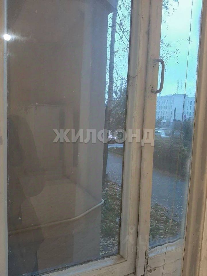 Продажа комнаты Таврическая улица,  д. 45