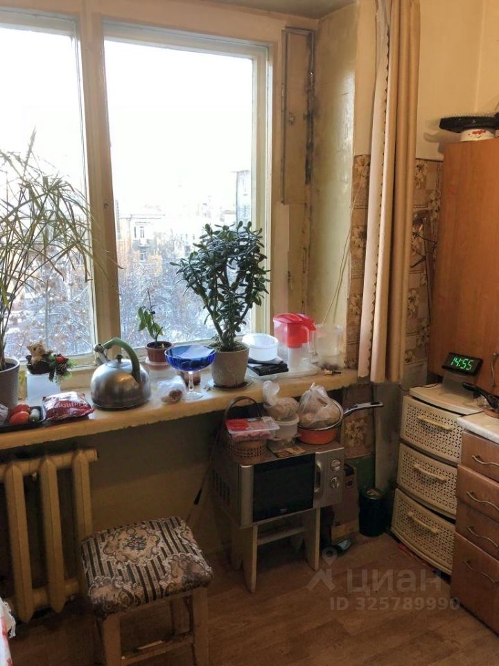 Продажа 1-комн квартиры на вторичном рынке улица Невзоровой,  д. 6