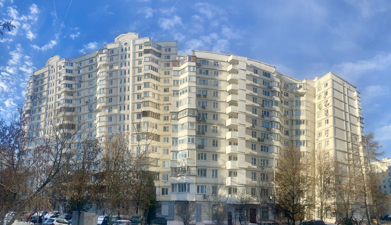 Продажа 3-комн квартиры на вторичном рынке улица Вилиса Лациса, 5К1