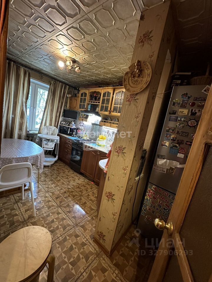 Продажа 3-комн квартиры на вторичном рынке Реутов, улица Октября, 8
