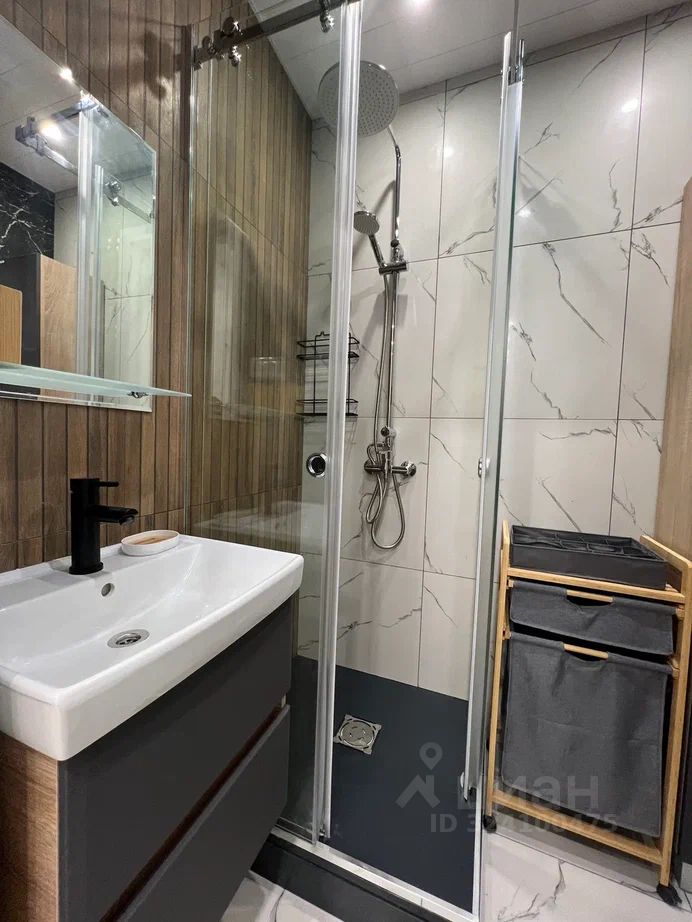 Продажа 3-комн квартиры на вторичном рынке Олимпийский проспект, 24