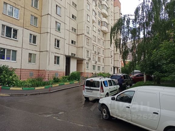 Продажа 4-комн квартиры на вторичном рынке Красногорск, улица Братьев Горожанкиных, 32