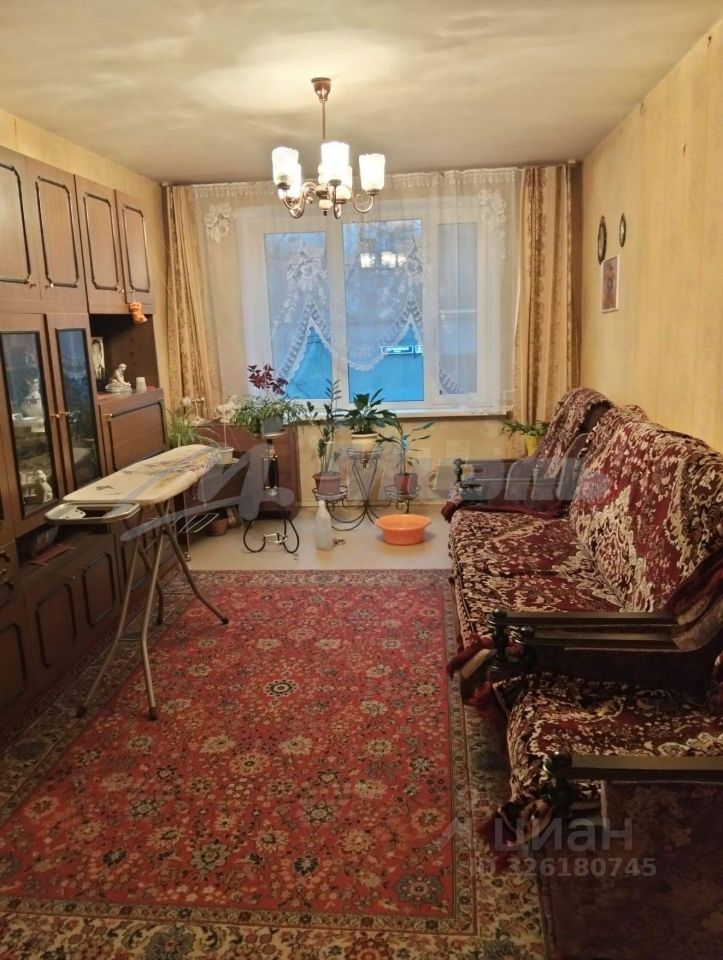 Продажа 3-комн квартиры на вторичном рынке Кустанайская улица, 8К1