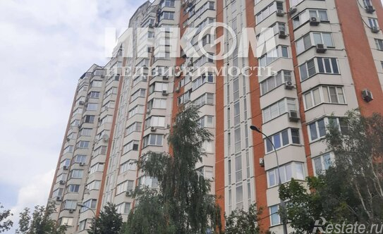 Продажа 3-комн квартиры на вторичном рынке Симферопольский б-р,  д. 19 к1