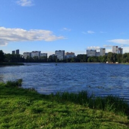 Продажа 3-комн квартиры на вторичном рынке ул Авангардная,  д. 18