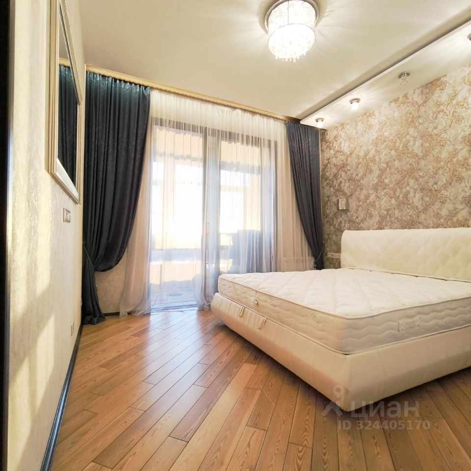 Продажа 3-комн квартиры на вторичном рынке Красногорск, улица Спасская,  д. 1к2