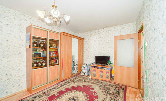 Продажа 1-комн квартиры на вторичном рынке ул Мебельная,  д. 45,  к. 1