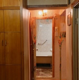 Продажа 2-комн квартиры на вторичном рынке улица Раменки,  д. 25 к2