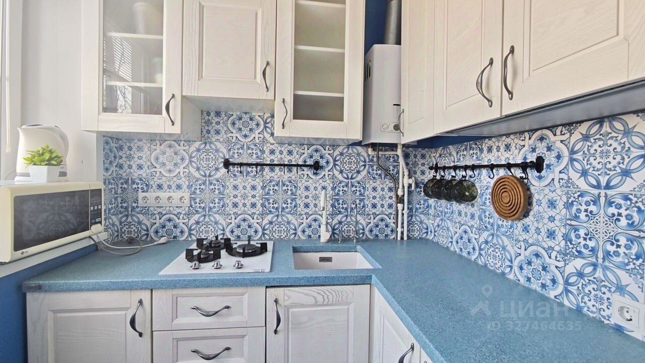 Продажа 3-комн квартиры на вторичном рынке Коломна, Окский проспект,  д. 22