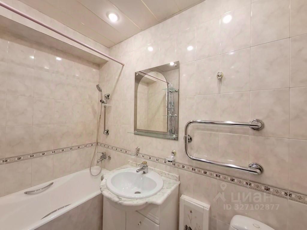 Продажа 2-комн квартиры на вторичном рынке улица Красная Пресня, 38