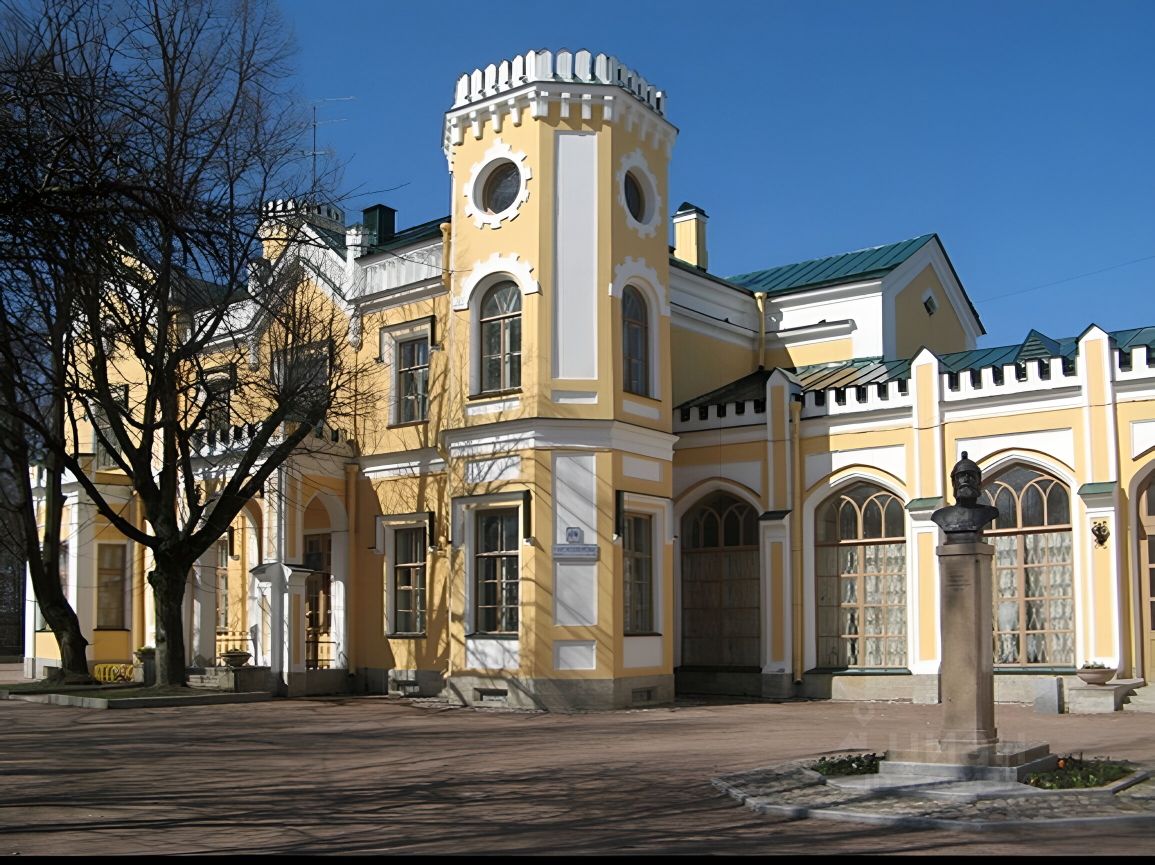 Продажа 3-комн квартиры на вторичном рынке пос. Стрельна, Санкт-Петербургское шоссе, 69