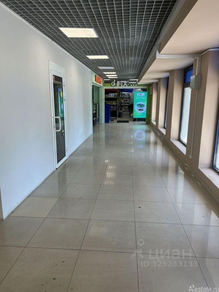Аренда торгового помещения улица Хачатуряна,  д. 7