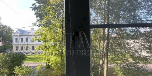 2-комн квартира Малая улица,  д. 20