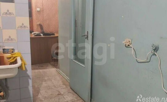 Продажа 1-комн квартиры на вторичном рынке улица Коммуны,  д. 32 к2