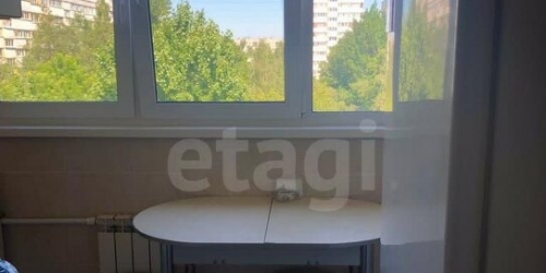 4-комн квартира Стойкости ул,  д. 27