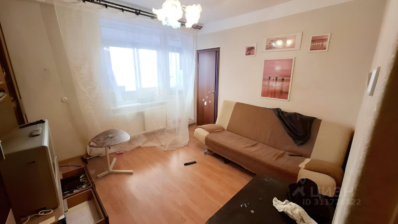 Продажа 3-комн квартиры на вторичном рынке проспект Ветеранов, 84