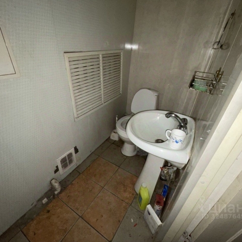 Помещение свободного назначения 18-я линия,  д. 23