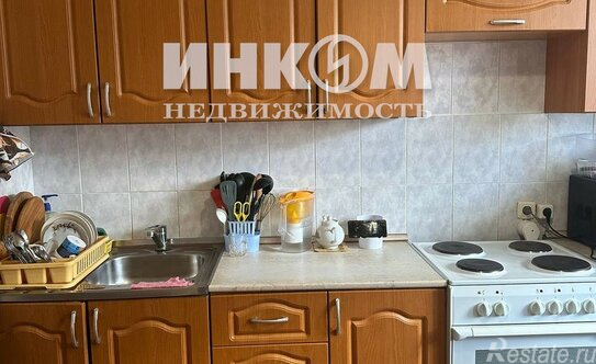 Продажа 4-комн квартиры на вторичном рынке Маршала Савицкого ул,  д. 4 к2