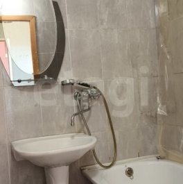 Продажа 1-комн квартиры на вторичном рынке Колпино г, Ленина пр-кт,  д. 4,  к. 3