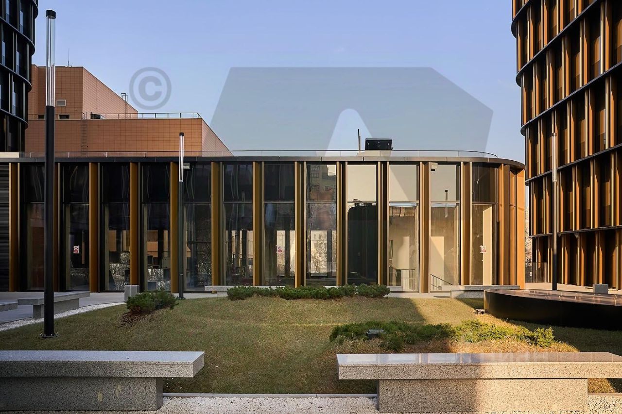 Продажа 4-комн квартиры на вторичном рынке Дружинниковская улица, 15